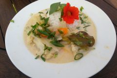 22_San-Bao-Qigong-Ausbildung-2_Sommerwoche_beim-Essen