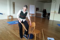 7_San-Bao-Qigong-Ausbildung-2_Arbeit-mit-Hilfsmitteln-scaled
